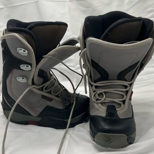 🌎FREE SHIPPING🌎Snowboarding boots